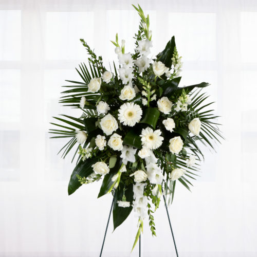 White Easel Spray l Designed by Michler Florist l Lexington